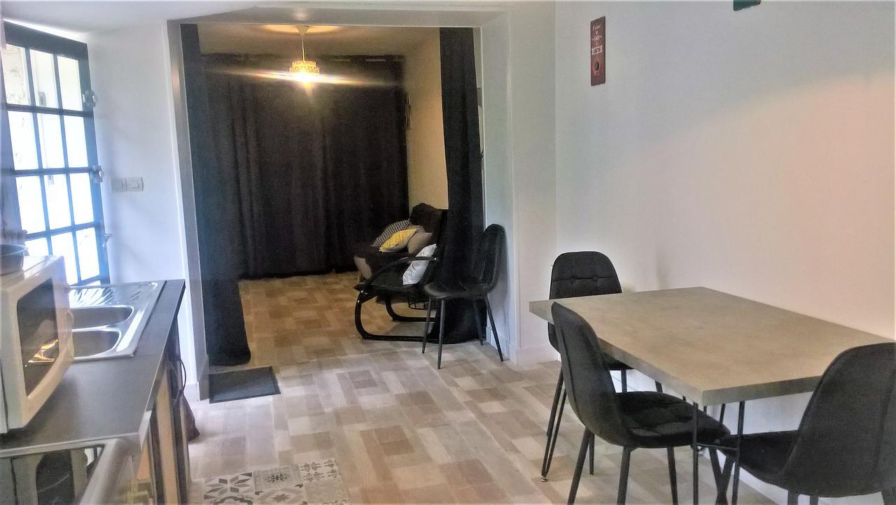 Locations Rives De Seugne - De Gaulle Apartment Jonzac Ngoại thất bức ảnh